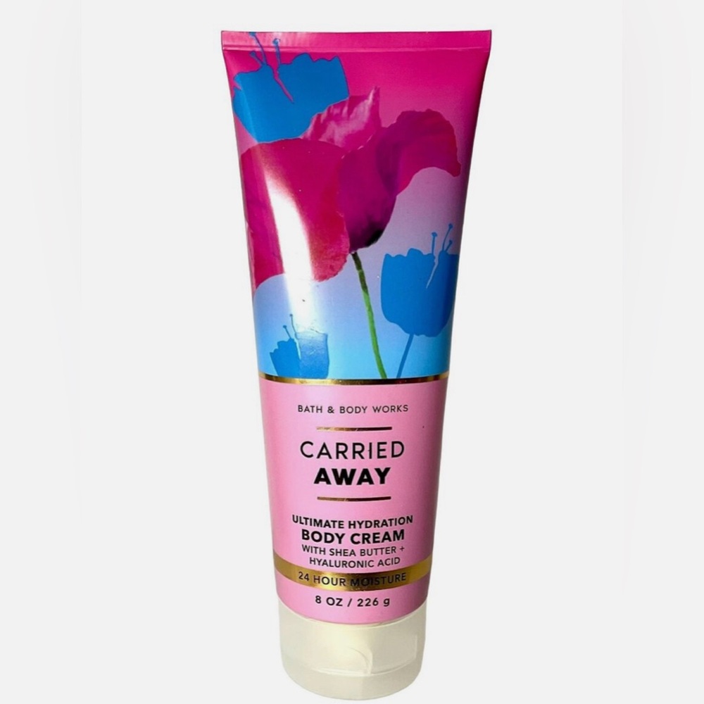 Carried Away 8 oz Ultimate Hydration Body Cream lotion Bath & Body Works